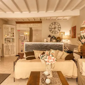 Boquier 3*, Avignon Frankreich