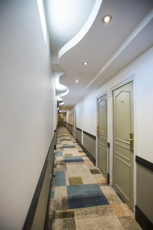 The Originals Boutique, Hotel Cassitel, Cassis 2*,  Franciaország