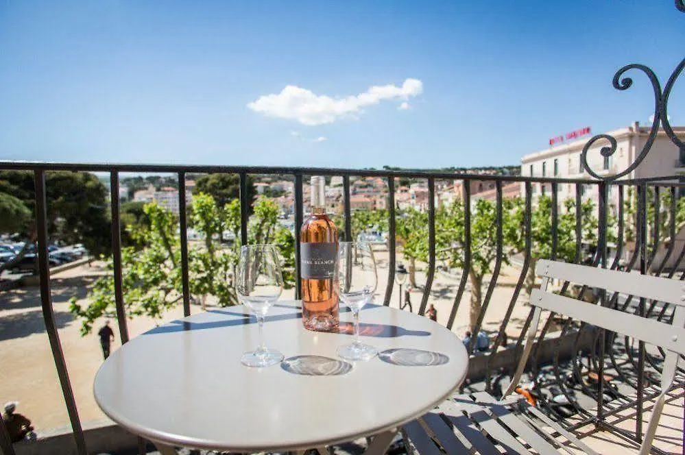 **  The Originals Boutique, Hotel Cassitel, Cassis Franciaország